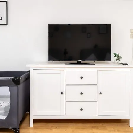 Awesome - Familien-apartment Am Botanischen Garten Apartment